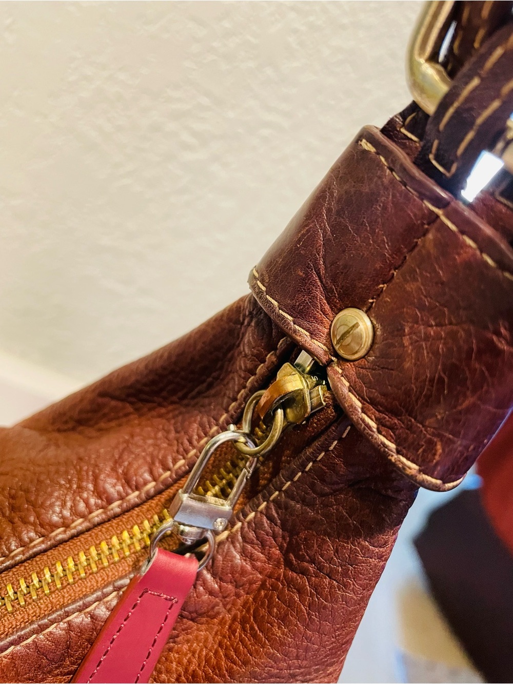 Etienne Aigner Vintage Leather Shoulder Bag - Picture 5 of 15